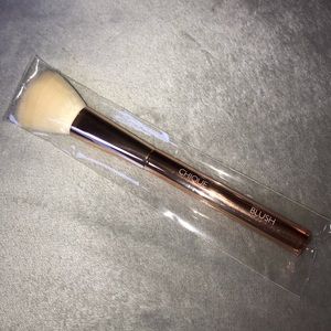 NEW// Blush makeup brush